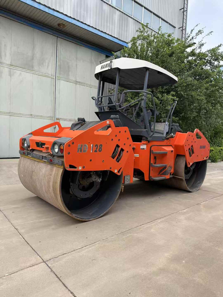 HAMM HD128 - Apisonadora de asfalto: foto 2 HAMM HD128 - Apisonadora de asfalto: foto 2