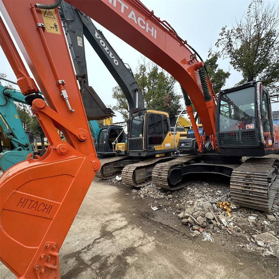 Hitachi ZX 200-3 G - Excavadora de cadenas: foto 1 Hitachi ZX 200-3 G - Excavadora de cadenas: foto 1