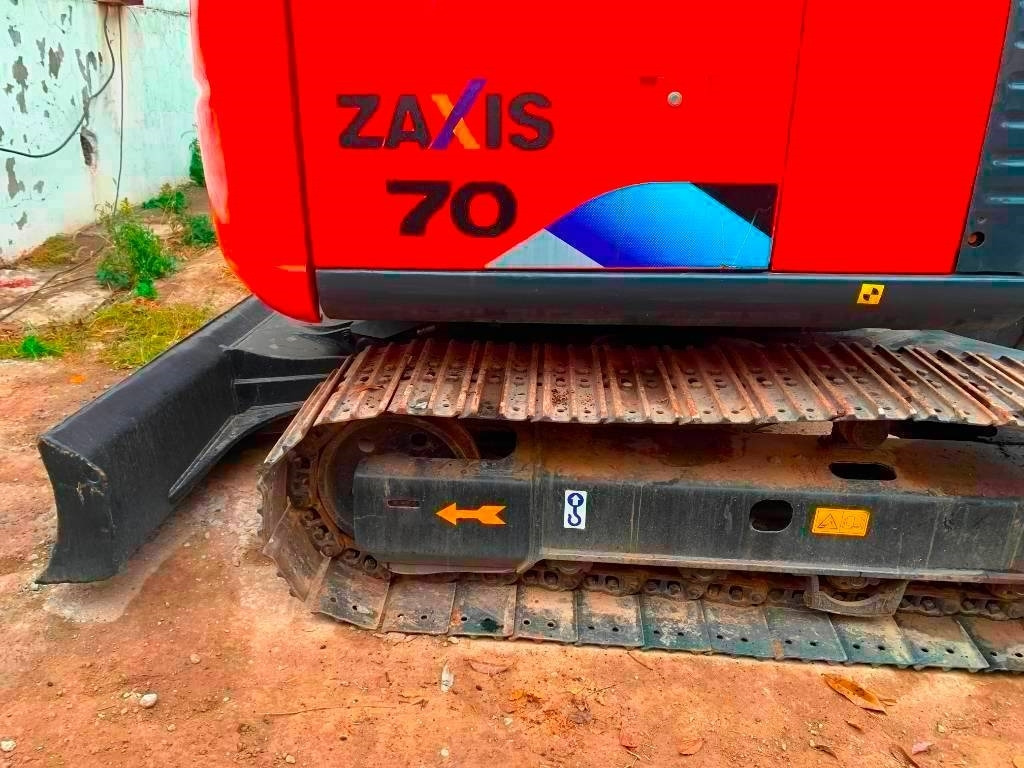 Hitachi Zaxis 70 - Excavadora de cadenas: foto 2 Hitachi Zaxis 70 - Excavadora de cadenas: foto 2