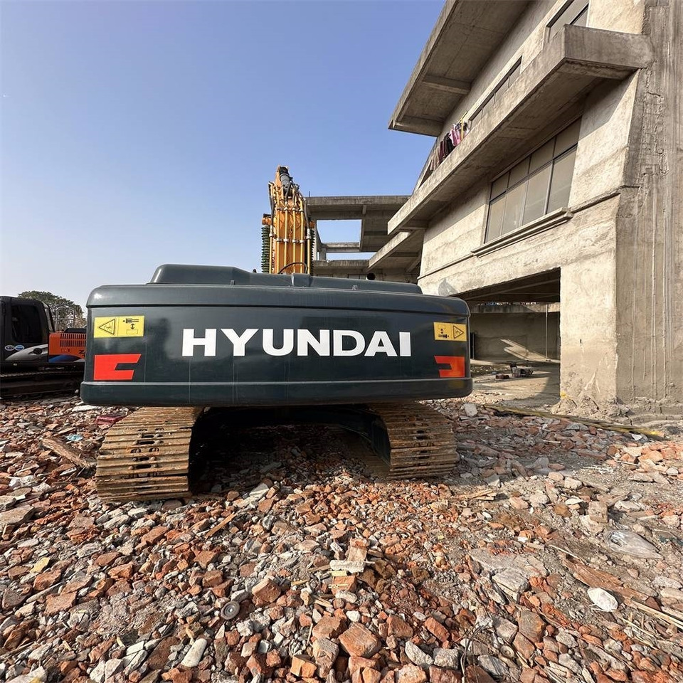 Hyundai 220LC-9S - Excavadora de cadenas: foto 4 Hyundai 220LC-9S - Excavadora de cadenas: foto 4