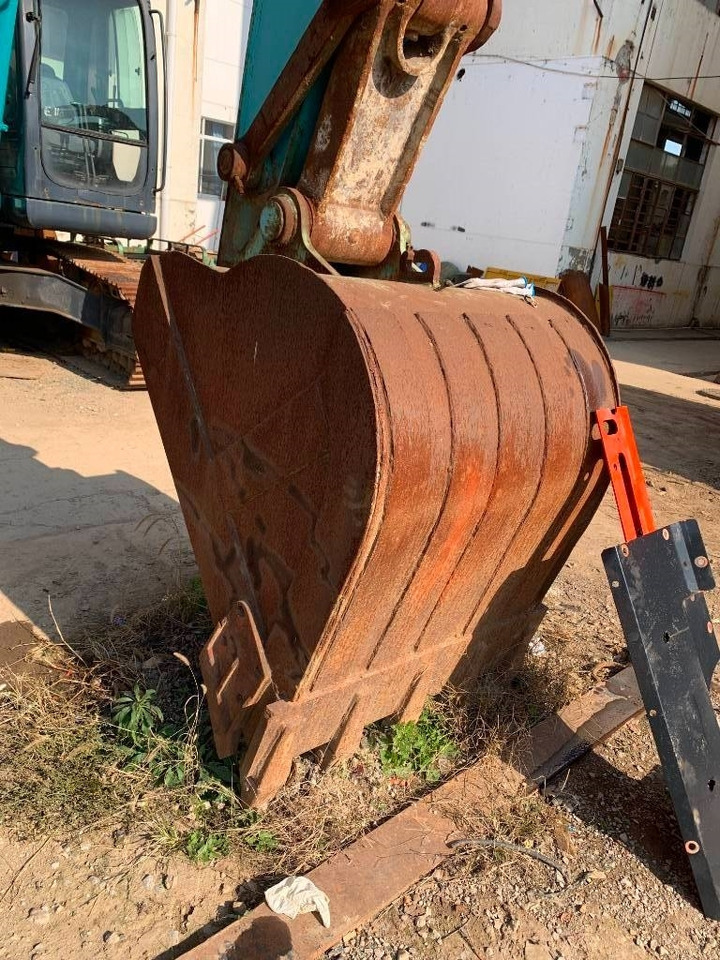 Kobelco SK 210 LC-8 - Excavadora de cadenas: foto 3 Kobelco SK 210 LC-8 - Excavadora de cadenas: foto 3