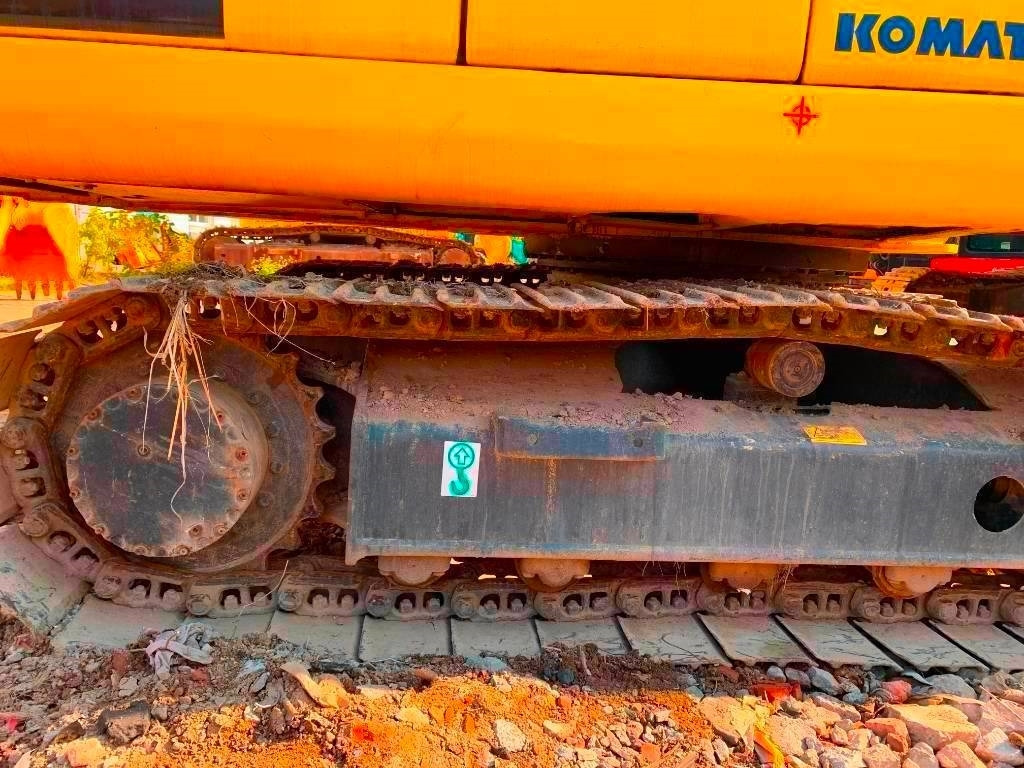 Excavadora de cadenas Komatsu PC 130: foto 11