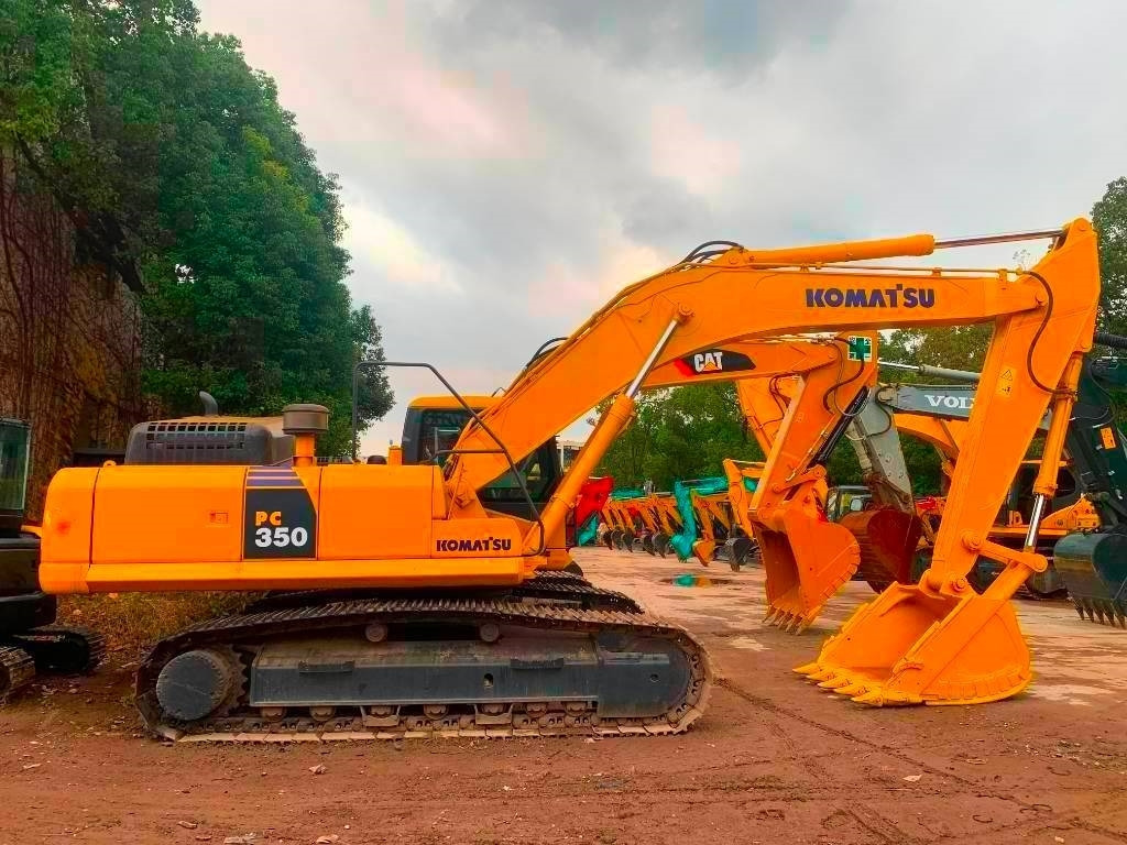 Komatsu PC 350-7 - Excavadora de cadenas: foto 1 Komatsu PC 350-7 - Excavadora de cadenas: foto 1