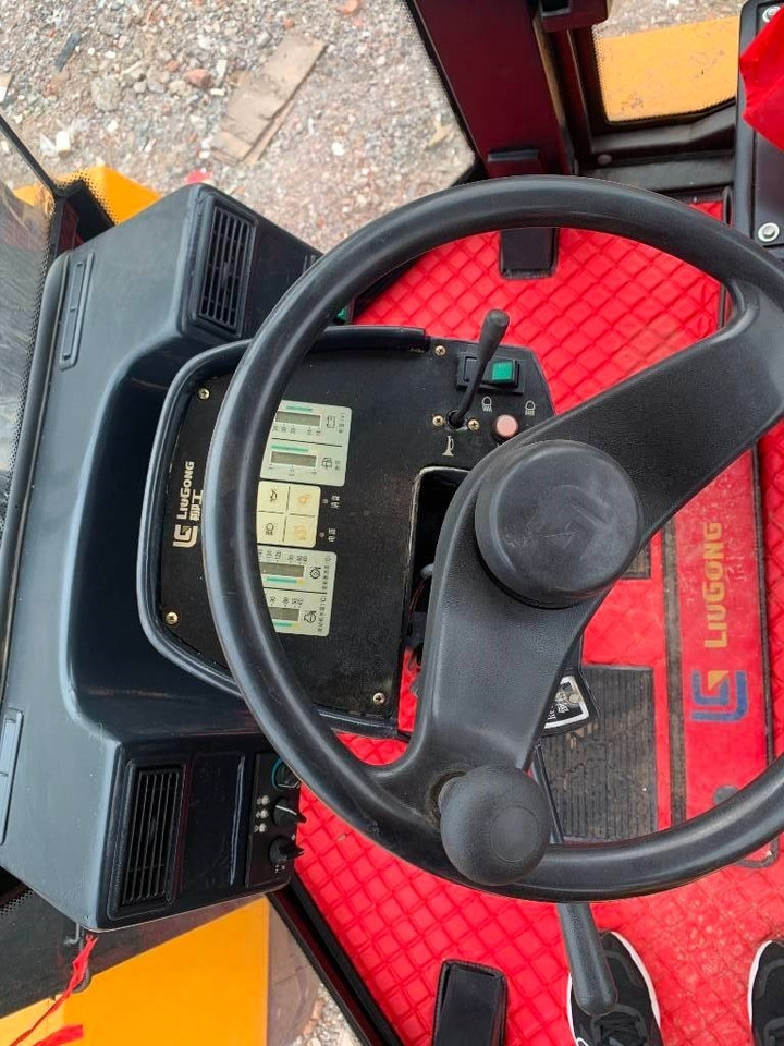 Cargadora de cadenas Liugong 835H: foto 14
