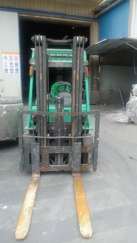 Leasing de Mitsubishi FD 25  Mitsubishi FD 25: foto 15