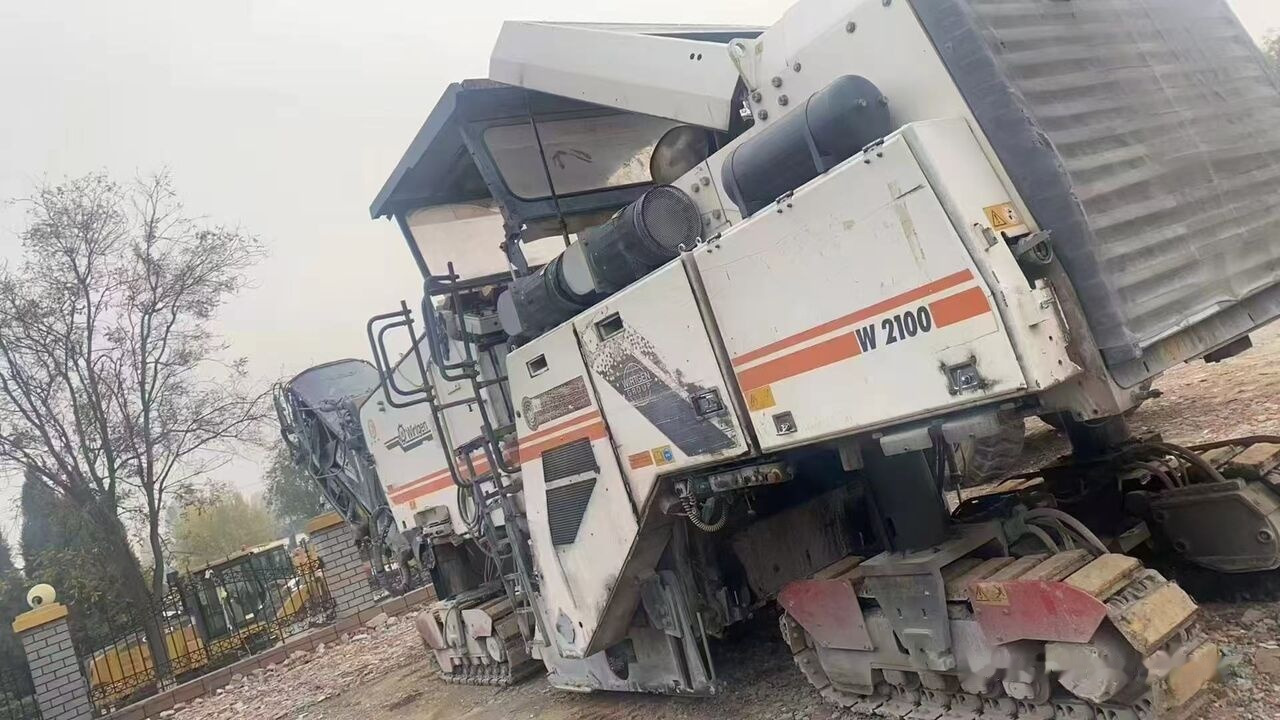 Wirtgen W2100 - Fresadora en frío: foto 3 Wirtgen W2100 - Fresadora en frío: foto 3