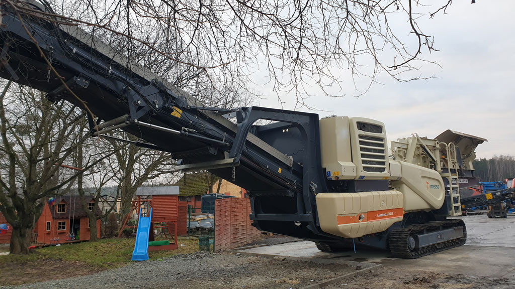 Metso LT1213 - Trituradora de impacto: foto 1 Metso LT1213 - Trituradora de impacto: foto 1