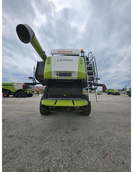 Cosechadora de granos para transporte de alimentos Claas Lexion 780 TT: foto 6