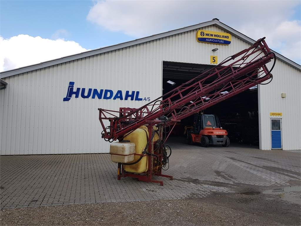 Hardi 1200L, 20 M. MED EL - Pulverizador suspendido: foto 1 Hardi 1200L, 20 M. MED EL - Pulverizador suspendido: foto 1