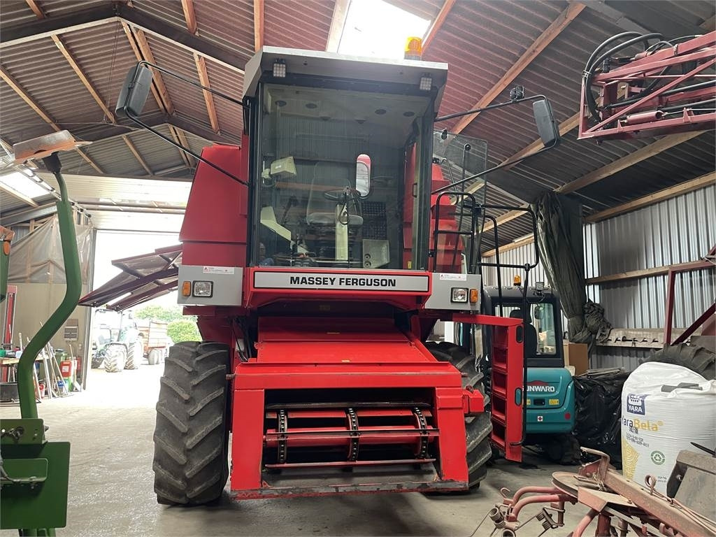 Massey Ferguson MF 30 MEJETÆRSKER - Cosechadora de granos: foto 1 Massey Ferguson MF 30 MEJETÆRSKER - Cosechadora de granos: foto 1