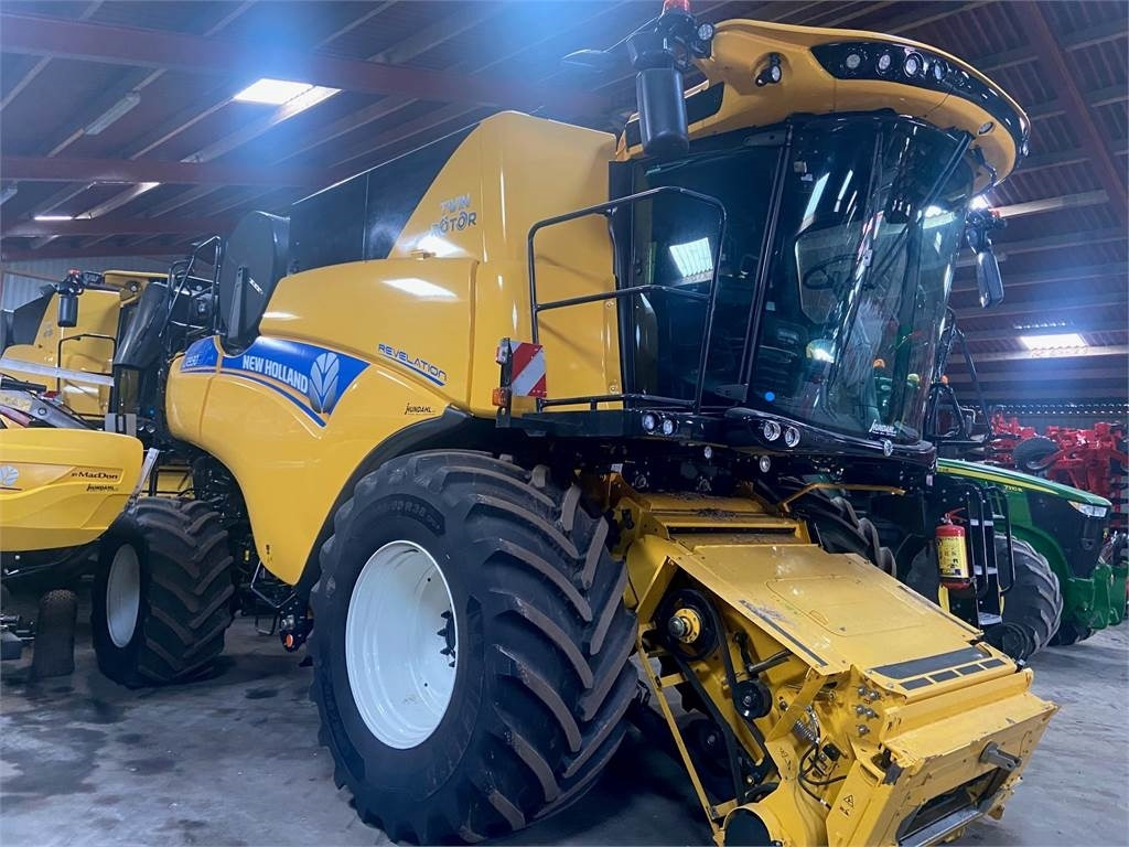 New Holland CR9.90 ST.V EU AMEA - Cosechadora de granos: foto 2 New Holland CR9.90 ST.V EU AMEA - Cosechadora de granos: foto 2