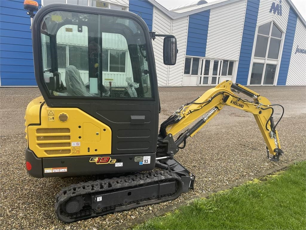 New Holland E19C AG - Miniexcavadora: foto 4 New Holland E19C AG - Miniexcavadora: foto 4