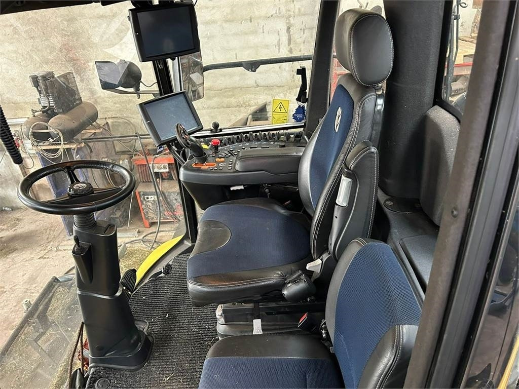 Cosechadora de forraje New Holland FR650 ST5: foto 7 Cosechadora de forraje New Holland FR650 ST5: foto 7