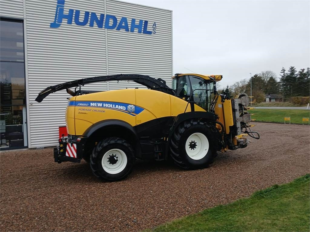 New Holland FR650 ST5 - Cosechadora de forraje: foto 2 New Holland FR650 ST5 - Cosechadora de forraje: foto 2