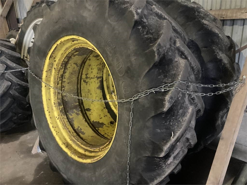 Pirelli 710/70X38 - Neumático para Maquinaria agrícola: foto 2 Pirelli 710/70X38 - Neumático para Maquinaria agrícola: foto 2