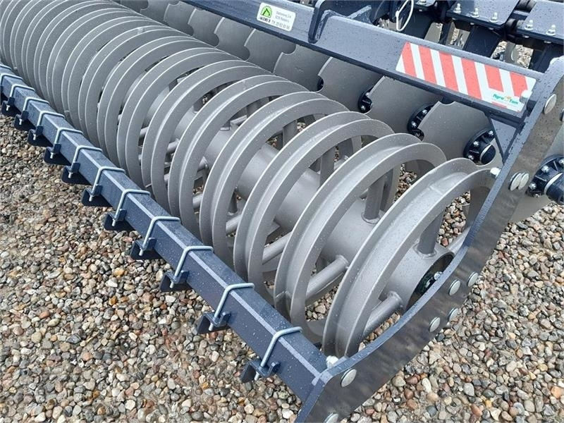 Agro - TOM 6 Meter discharve Agro-Tom 6 m. bugseret di - Rastras: foto 5 Agro - TOM 6 Meter discharve Agro-Tom 6 m. bugseret di - Rastras: foto 5