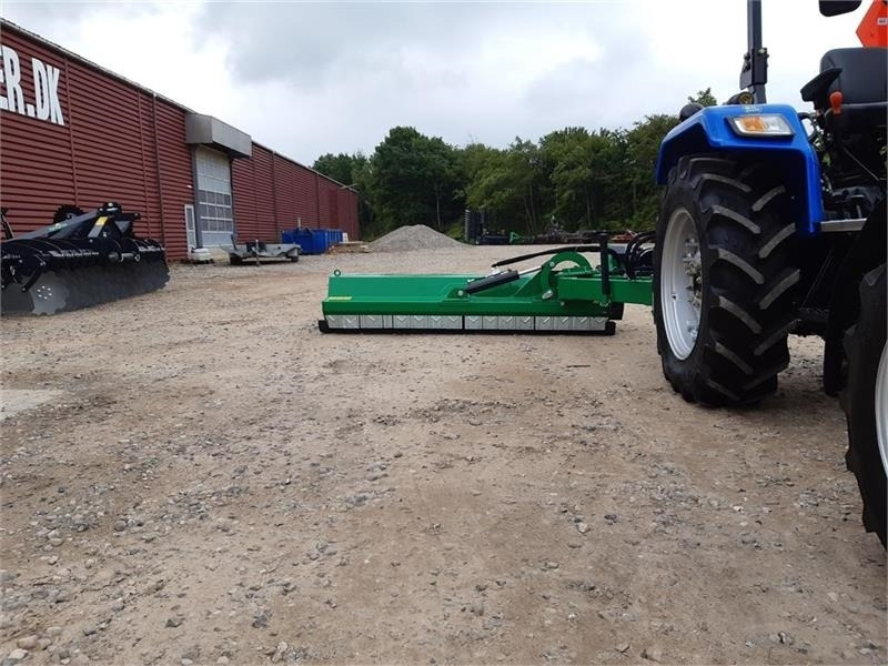 Dk-Tec slagleklipper 240 svær model - Desbrozadora lateral: foto 2 Dk-Tec slagleklipper 240 svær model - Desbrozadora lateral: foto 2