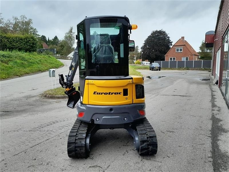 Eurotrac HE26-ER FABRIKSNY KAMPAGNE PRIS - Miniexcavadora: foto 4 Eurotrac HE26-ER FABRIKSNY KAMPAGNE PRIS - Miniexcavadora: foto 4