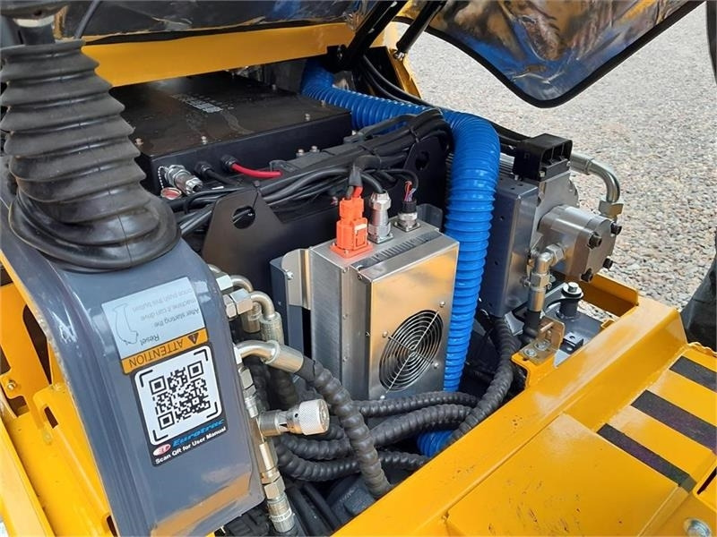 Cargadora articulada Eurotrac W11 ELEKTRISK: foto 10