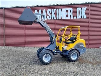 Eurotrac W12 Eurotrac W12s m. mellem arm - Cargadora articulada: foto 1 Eurotrac W12 Eurotrac W12s m. mellem arm - Cargadora articulada: foto 1