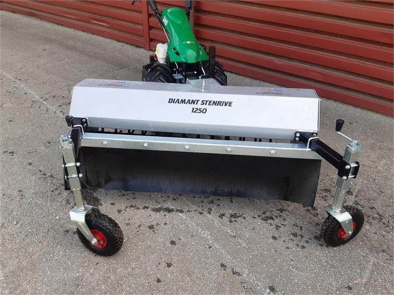 Ferrari 340 el-start stenrive - Tractor municipal: foto 4 Ferrari 340 el-start stenrive - Tractor municipal: foto 4