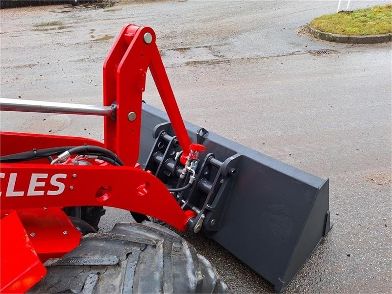 Cargadora articulada Heracles H190 LØFTER 1500KG: foto 7