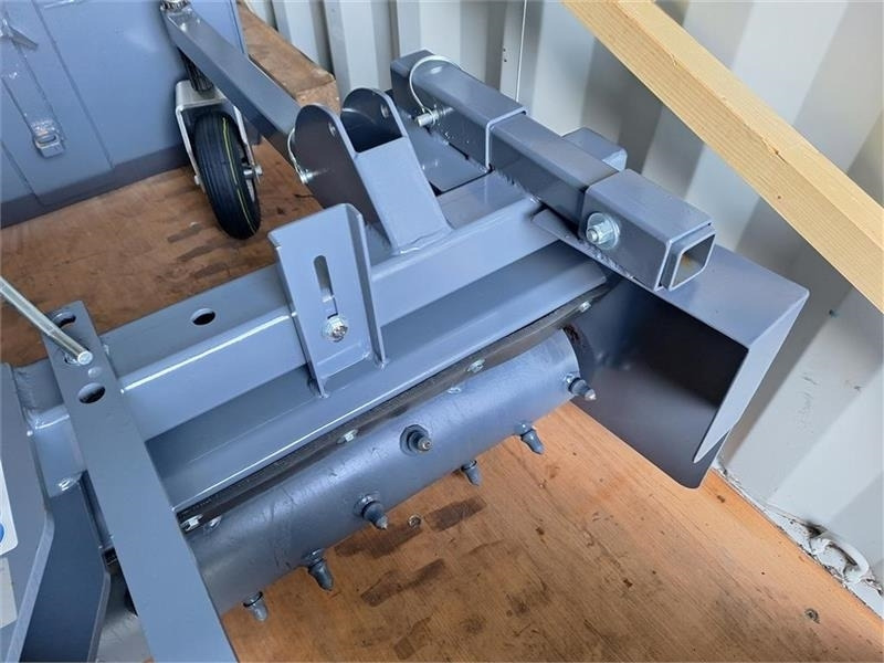 Multione Powerrake - Implemento para Maquinaria de construcción: foto 2 Multione Powerrake - Implemento para Maquinaria de construcción: foto 2