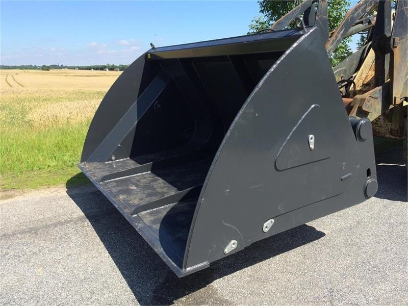 - - - J-Maskiner 3kb højtipskovl - Cazo para Maquinaria de construcción: foto 1 - - - J-Maskiner 3kb højtipskovl - Cazo para Maquinaria de construcción: foto 1