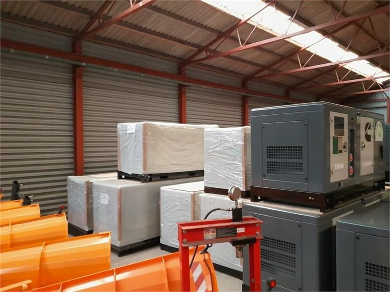 - - - J-Maskiner - Generador industriale: foto 3 - - - J-Maskiner - Generador industriale: foto 3