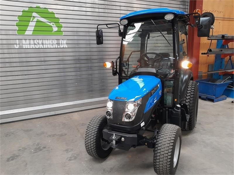 Solis 26 med kabine - Tractor municipal: foto 3 Solis 26 med kabine - Tractor municipal: foto 3