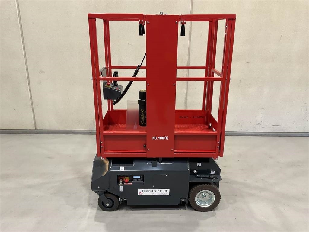 Bravi LUI HD - LEONARDO HD - Plataforma de mástil vertical: foto 3 Bravi LUI HD - LEONARDO HD - Plataforma de mástil vertical: foto 3