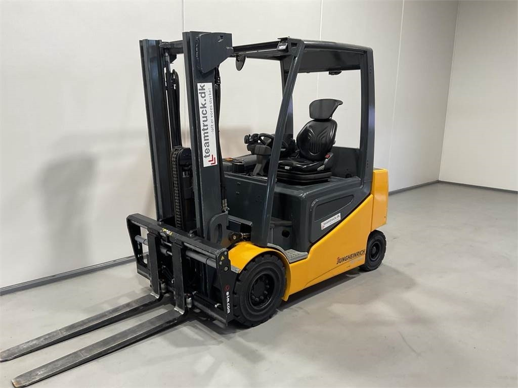 Jungheinrich EFG 430 - Carretilla elevadora eléctrica: foto 4 Jungheinrich EFG 430 - Carretilla elevadora eléctrica: foto 4