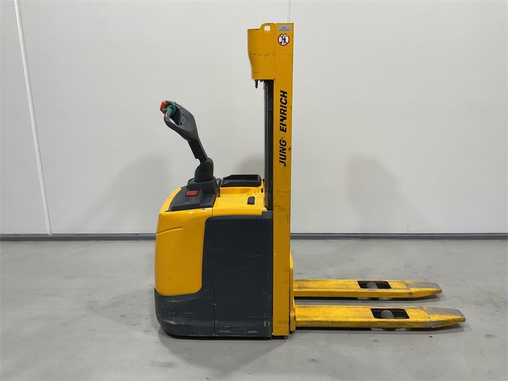 Jungheinrich ERC 212 - Apilador: foto 1 Jungheinrich ERC 212 - Apilador: foto 1