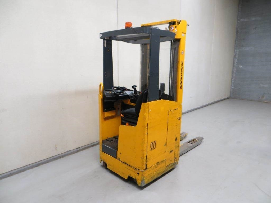 Jungheinrich ESC 316Z - Apilador: foto 4 Jungheinrich ESC 316Z - Apilador: foto 4