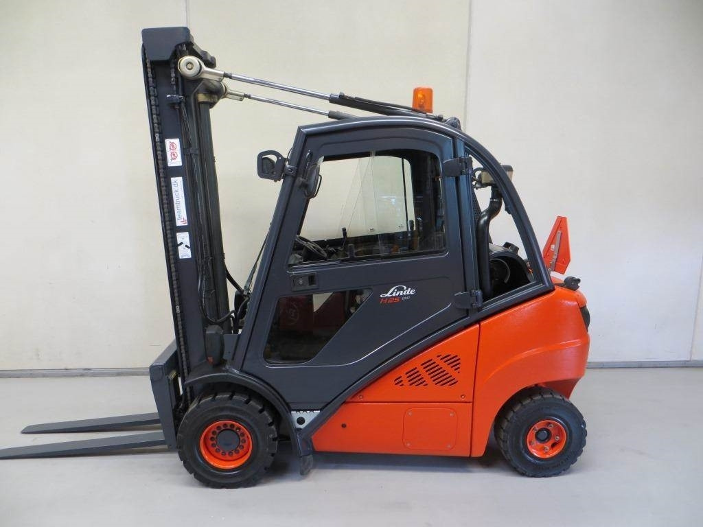 Linde H25T - Carretilla elevadora de gas: foto 2 Linde H25T - Carretilla elevadora de gas: foto 2