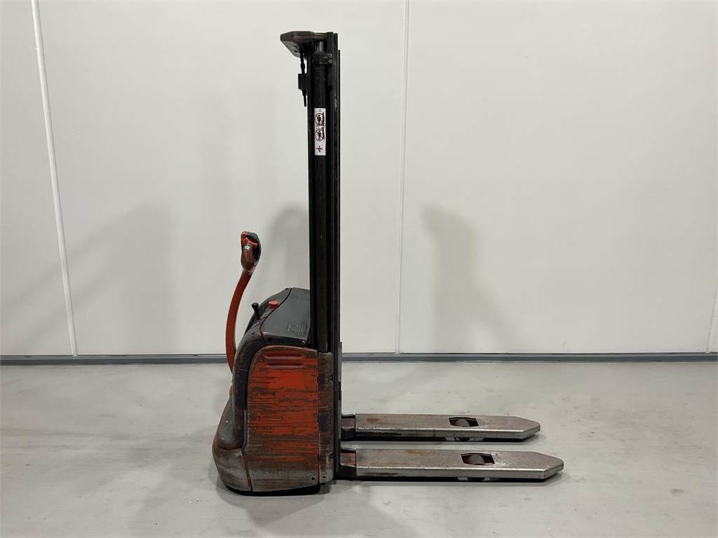 Linde L12 - Apilador: foto 1 Linde L12 - Apilador: foto 1