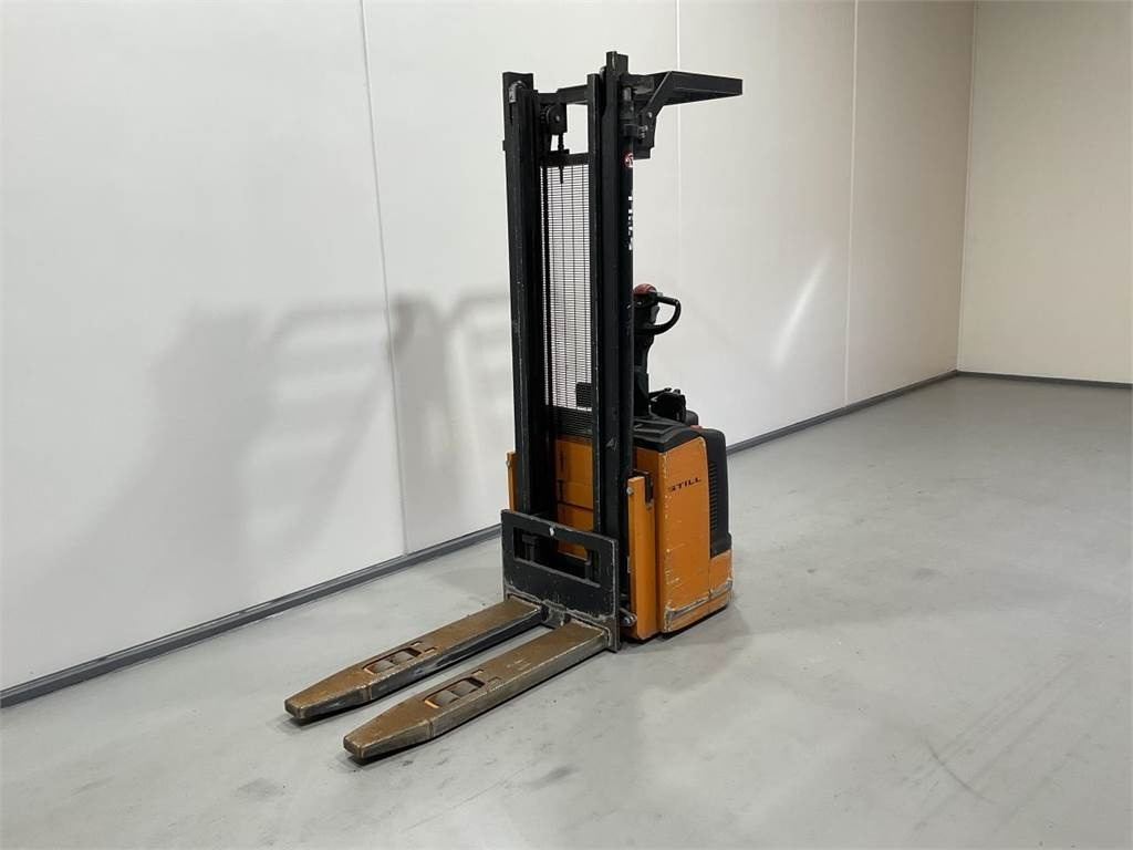 Still EFGV S14 - Apilador: foto 4 Still EFGV S14 - Apilador: foto 4