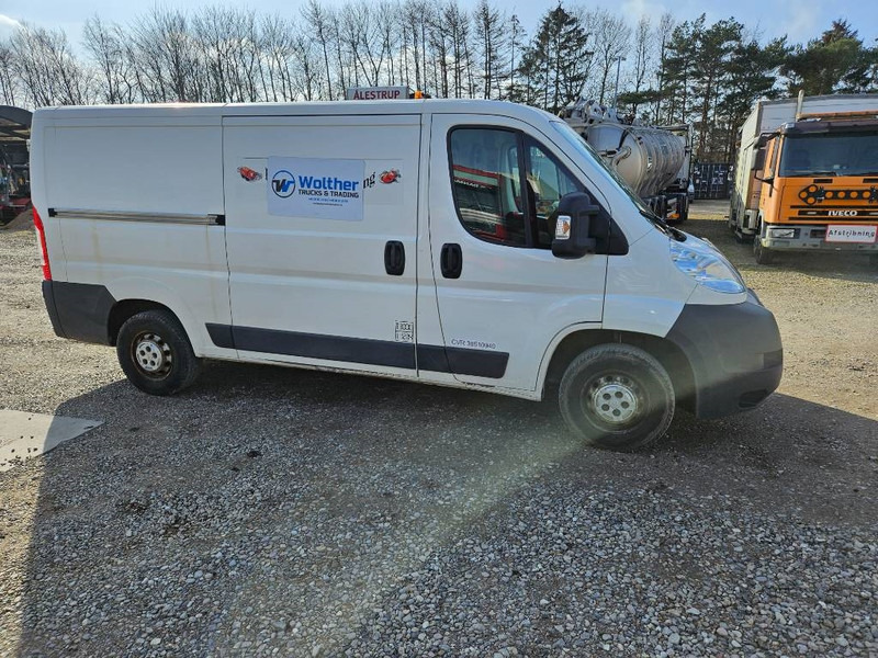 Citroën Jumper 30 2,2 HDi 130 Box - Furgoneta pequeña: foto 4 Citroën Jumper 30 2,2 HDi 130 Box - Furgoneta pequeña: foto 4