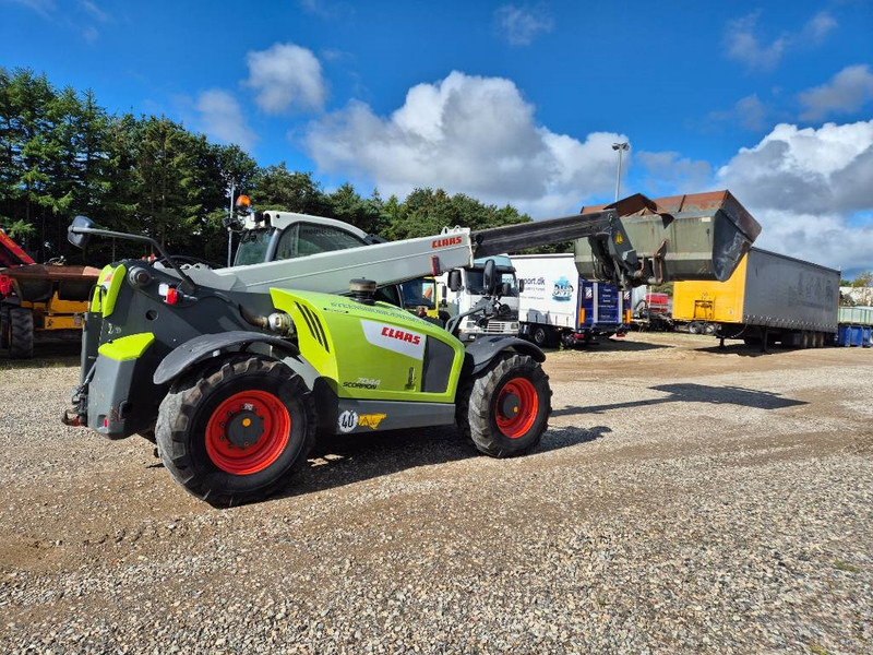 Maquinaria agrícola Claas Scorpion 7044: foto 18