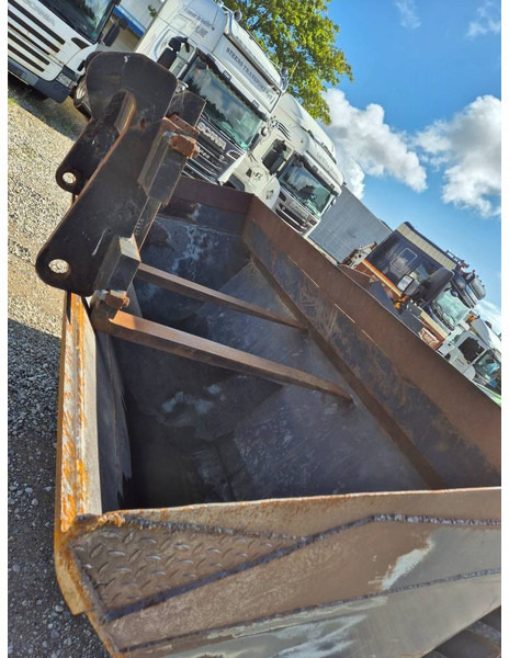 Maquinaria agrícola Claas Scorpion 7044: foto 9