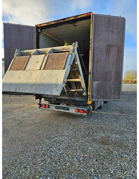 Montracon Racing// machinetrailer // Living area - Semirremolque góndola rebajadas: foto 2 Montracon Racing// machinetrailer // Living area - Semirremolque góndola rebajadas: foto 2