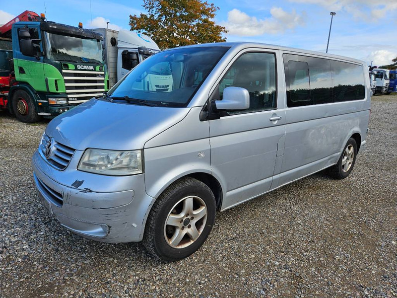 Volkswagen Caravelle 2,5 TDi 130 lang 10prs 5d - Minibús, Furgoneta de pasajeros: foto 1 Volkswagen Caravelle 2,5 TDi 130 lang 10prs 5d - Minibús, Furgoneta de pasajeros: foto 1