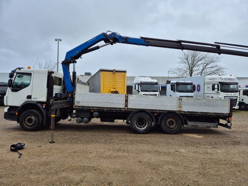 Volvo FE320 6x2/4 // HMF2120 K5 // - Camión grúa: foto 3 Volvo FE320 6x2/4 // HMF2120 K5 // - Camión grúa: foto 3