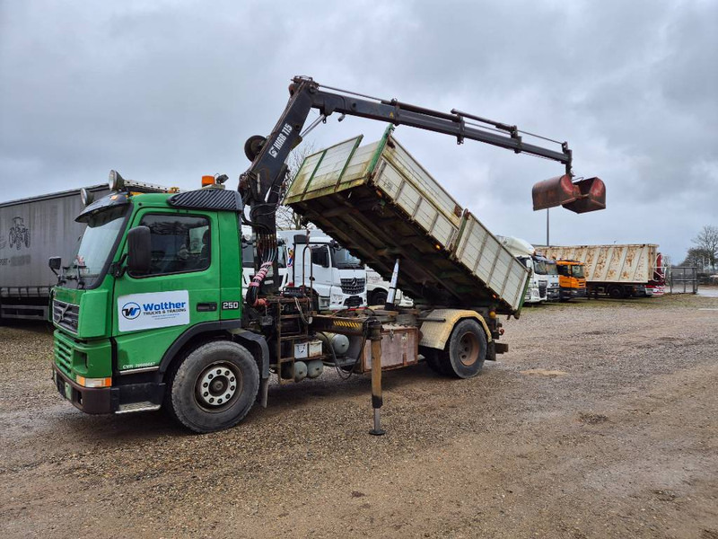 Volvo FM 7 250 // 4x2 // HIAB 115-3 Radio// Tipper - Camión grúa: foto 1 Volvo FM 7 250 // 4x2 // HIAB 115-3 Radio// Tipper - Camión grúa: foto 1