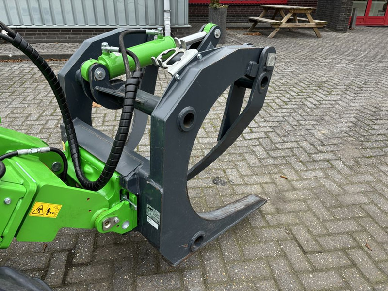 Avant Boomstammenklem, HD, hydraulisch, 0,4 m2 - Maquinaria forestal: foto 3 Avant Boomstammenklem, HD, hydraulisch, 0,4 m2 - Maquinaria forestal: foto 3