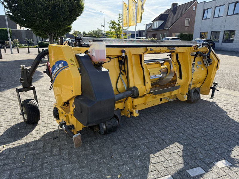 New Holland 380FP Gras Pickup - Cosechadora: foto 2 New Holland 380FP Gras Pickup - Cosechadora: foto 2