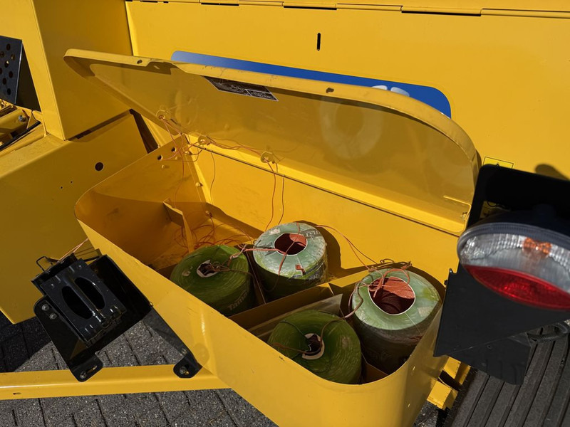 Empacadora de pacas cuadradas New Holland BC5060 Mini Balenpers: foto 12