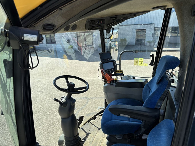 New Holland FR9050 - Cosechadora de forraje: foto 5 New Holland FR9050 - Cosechadora de forraje: foto 5