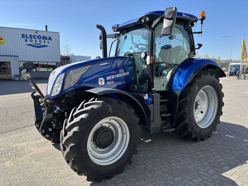 New Holland T6.180 AC Blue Power Stage V - Tractor: foto 1 New Holland T6.180 AC Blue Power Stage V - Tractor: foto 1