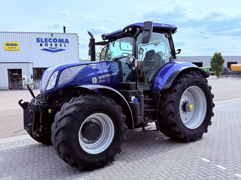 Tractor New Holland T7.270 AutoCommand Blue Power – Stage V: foto 14